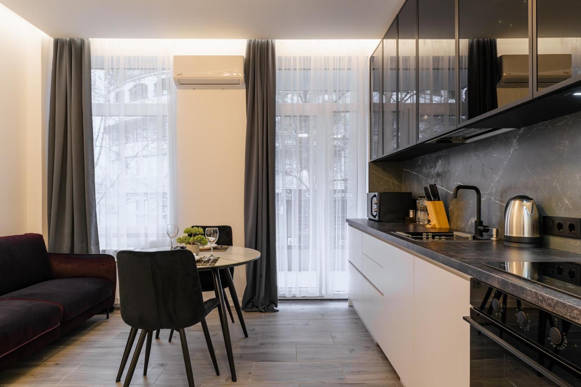 Luxury Apartments Laborca Užhorod Esterno foto