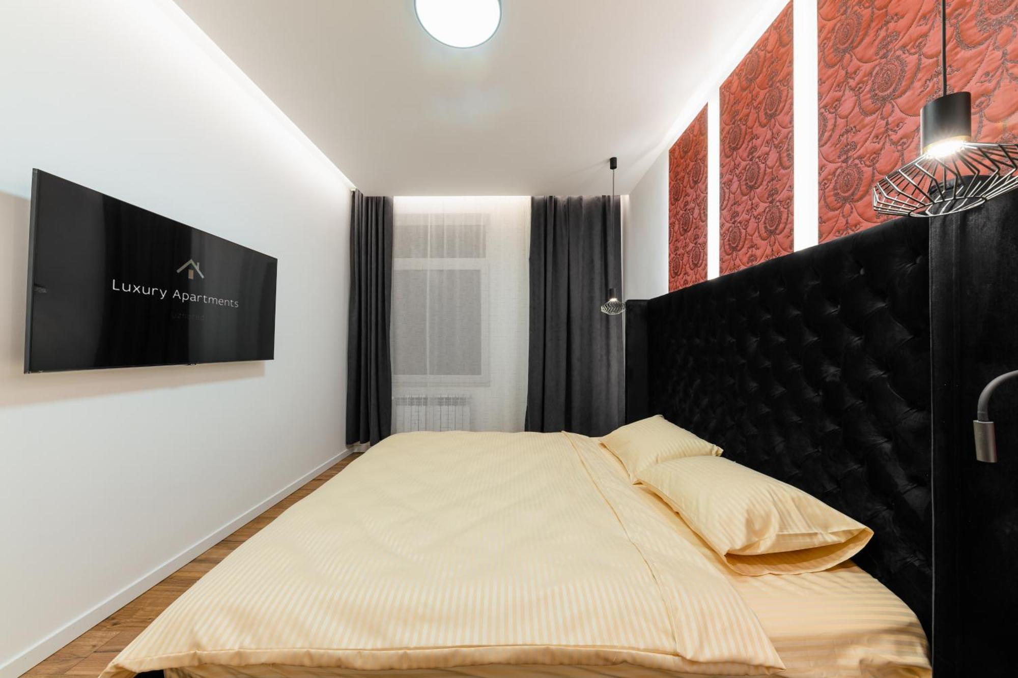 Luxury Apartments Laborca Užhorod Esterno foto